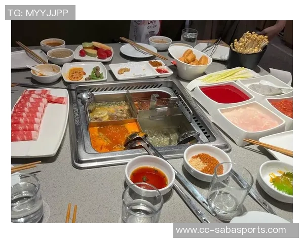 郭士强李昂美考察期间与杨瀚森共度火锅时光尽享欢乐歌声